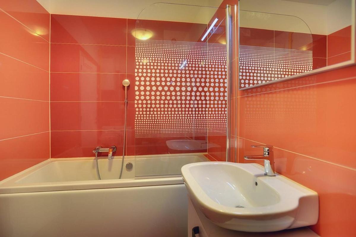 Pula City Business Apartments ภายนอก รูปภาพ
